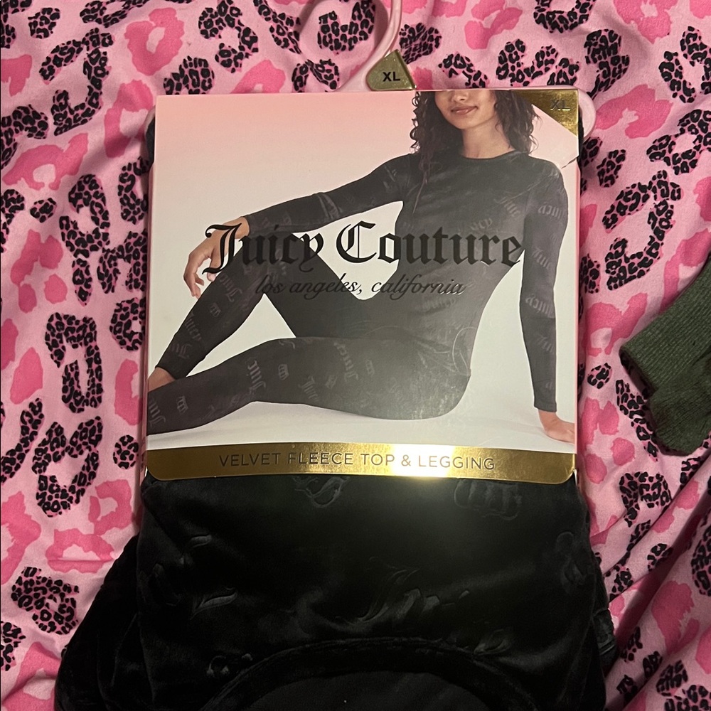 JUICY COUTURE fleece top and leggings
